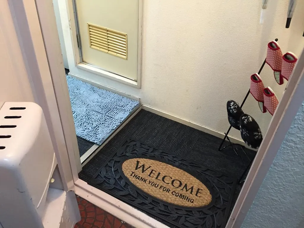 Apollo 4 Person Family Apartment At Namba Osaka Japan